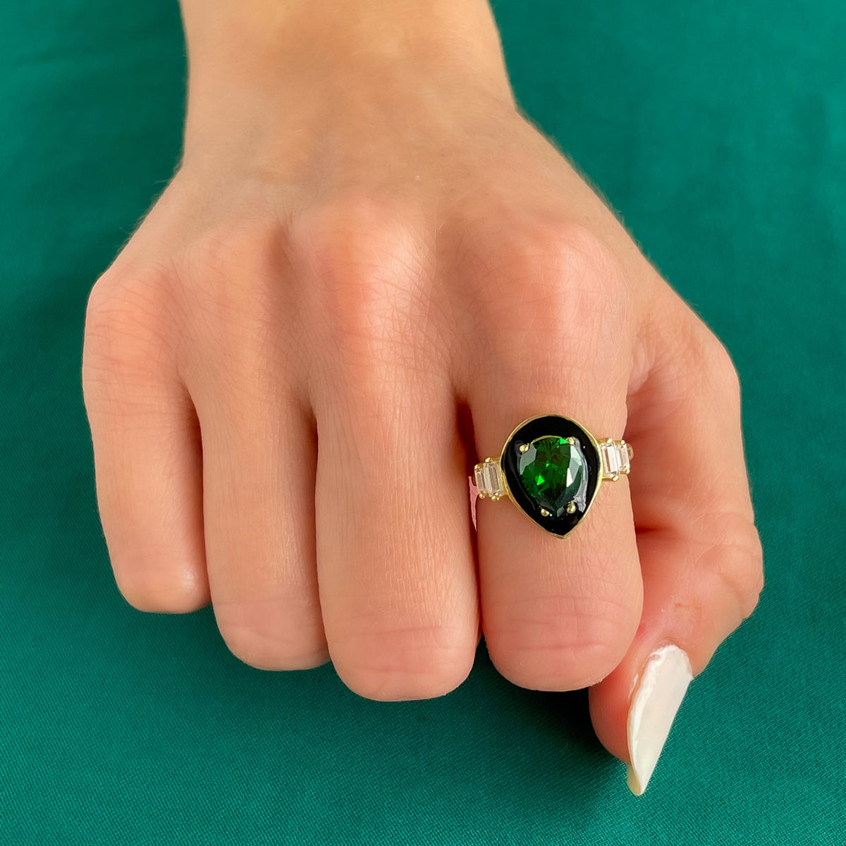 Emerald Teardrop Ring